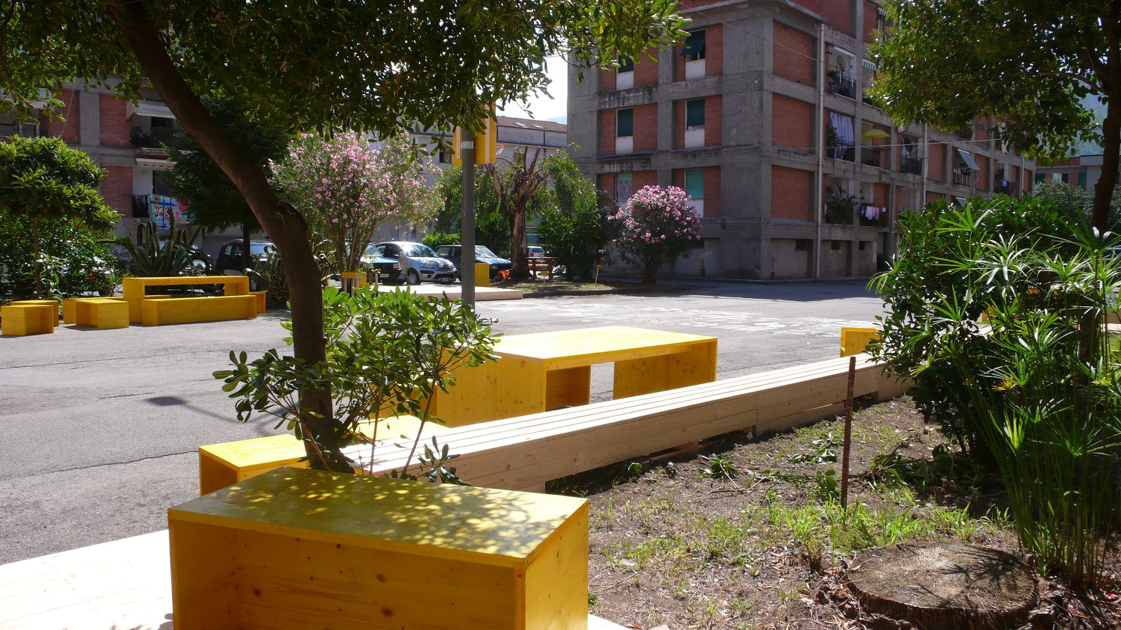 Innesti — bambini che usano lo spazio trasformato