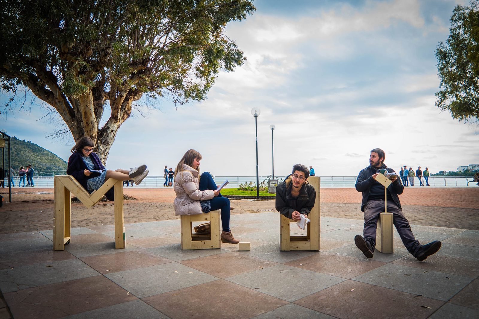 Public Design Mo.dì — installazione urbana temporanea Sapri 2015
