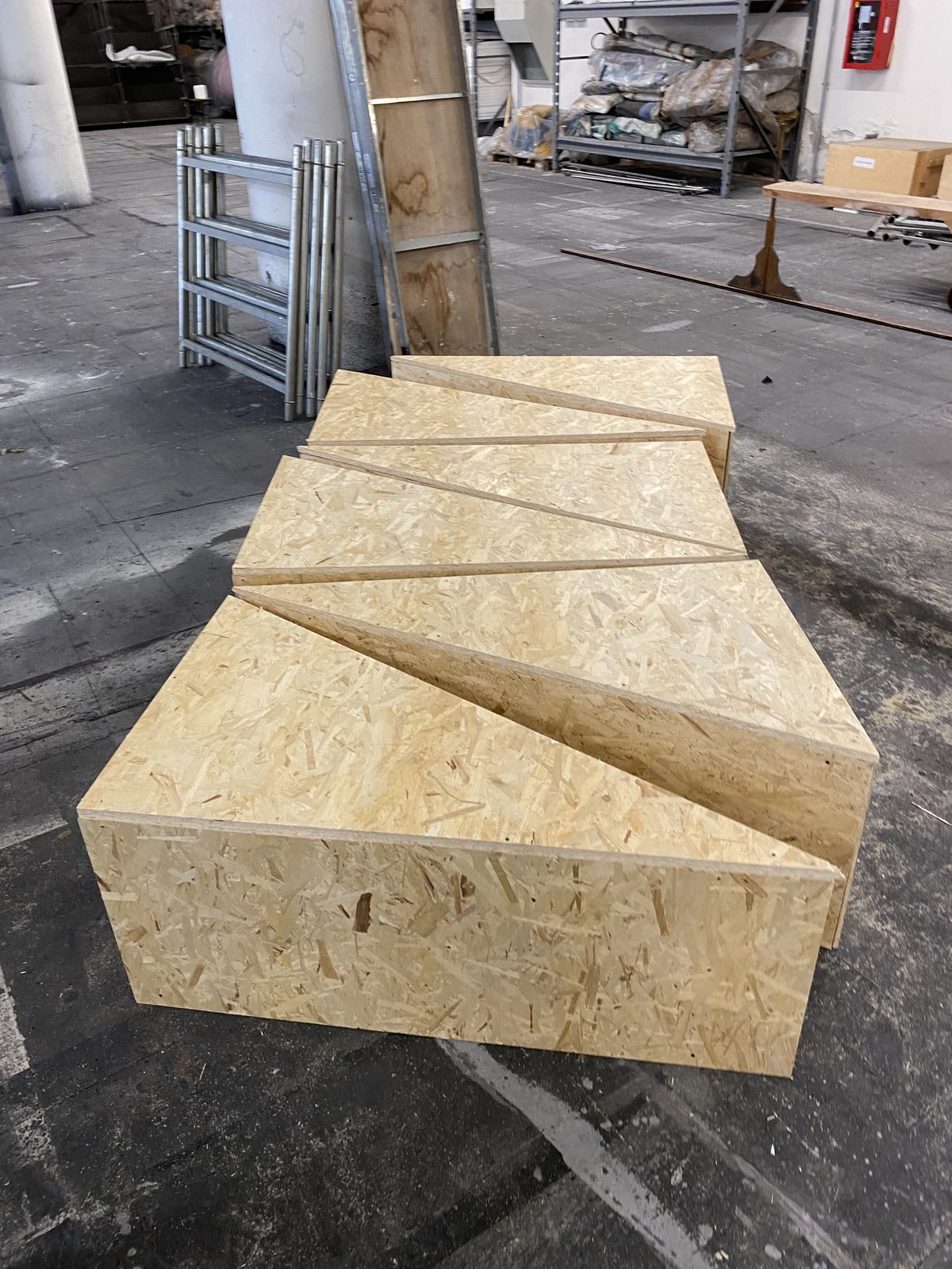 Cantiere R-EST-ART — lavorazione artigianale