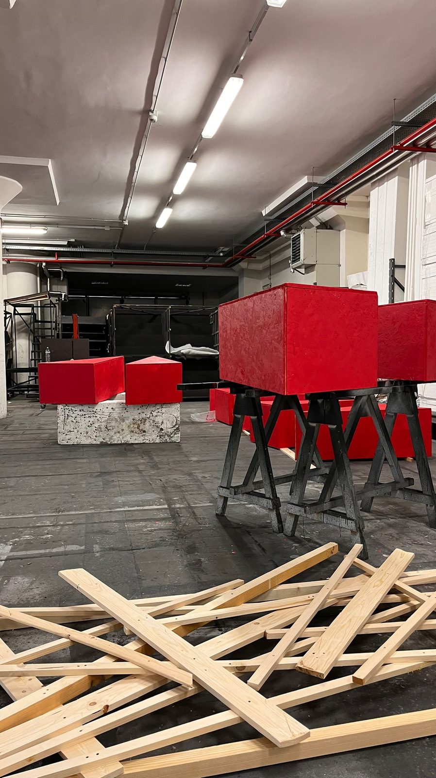 Cantiere R-EST-ART — maestranze al lavoro
