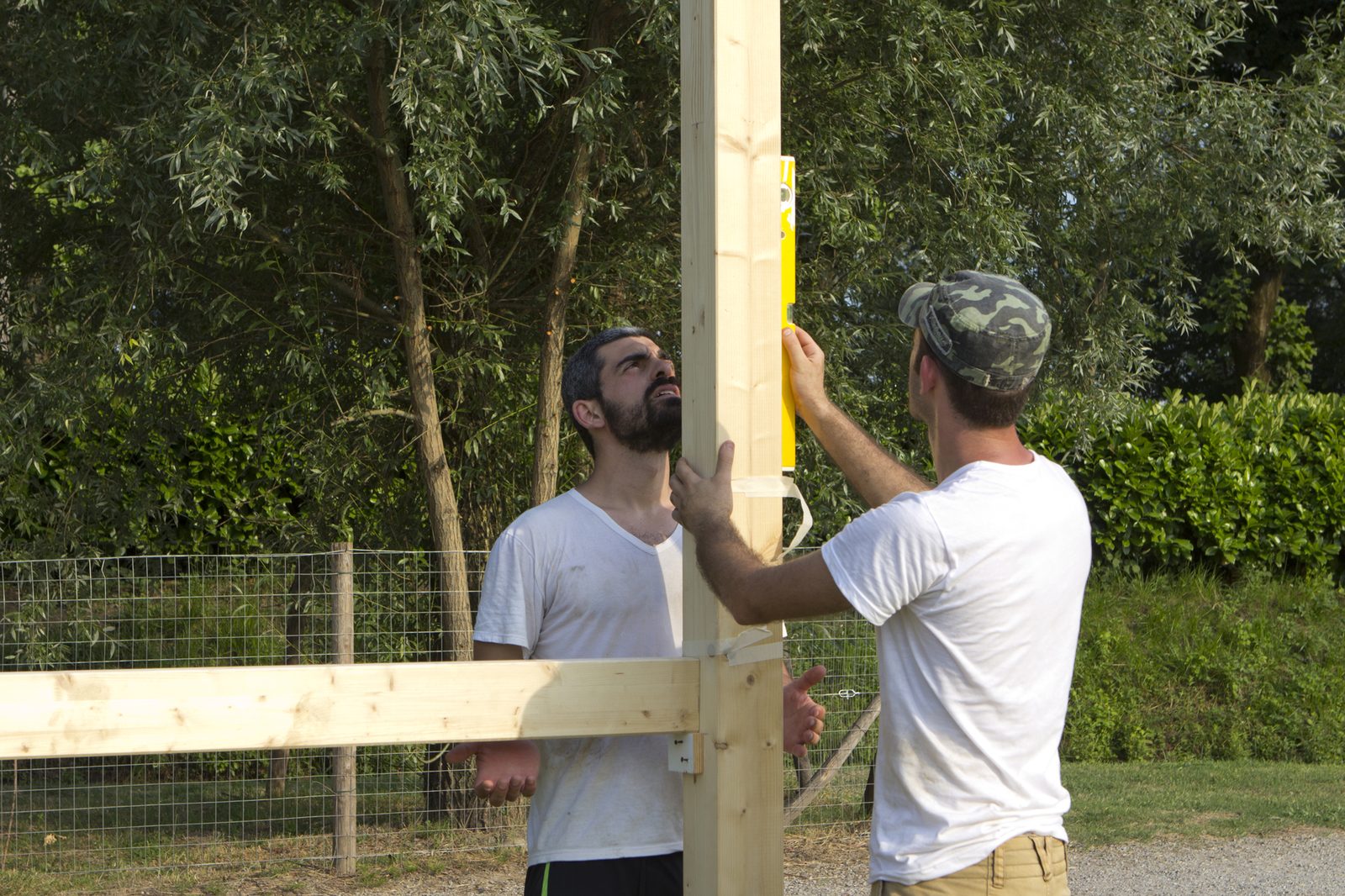 Costruzione Tubodiffusione — assemblaggio struttura in legno